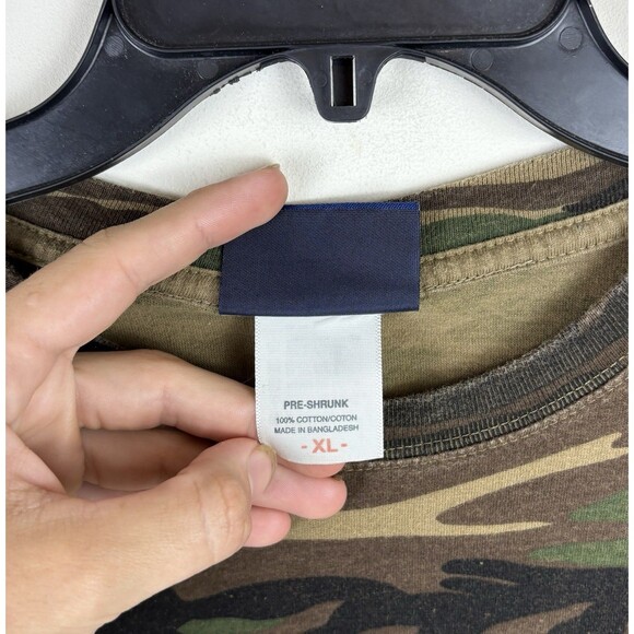 Vintage 90s Y2K Camo T-Shirt / Size XL - Picture 3 of 5